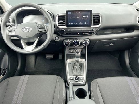 New 2026 Hyundai Venue SEL image 19
