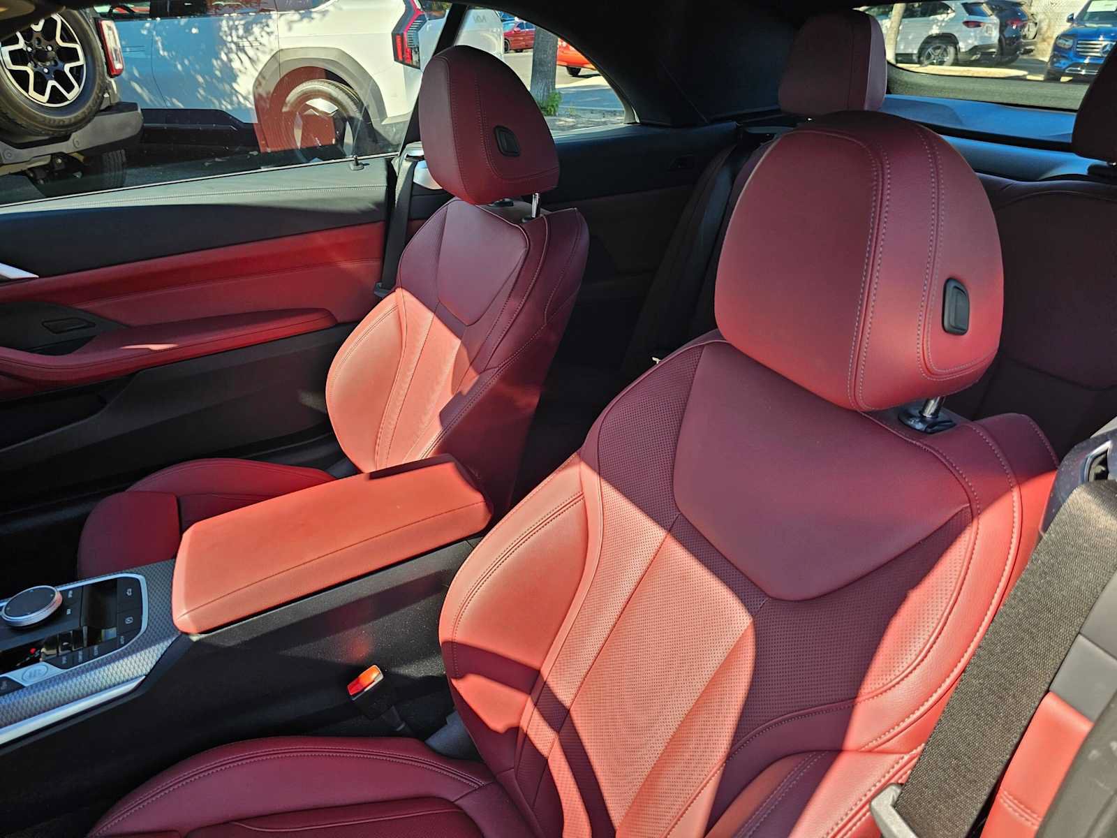 Used 2026 BMW M440i Convertible w/ Premium Package RWD image 17