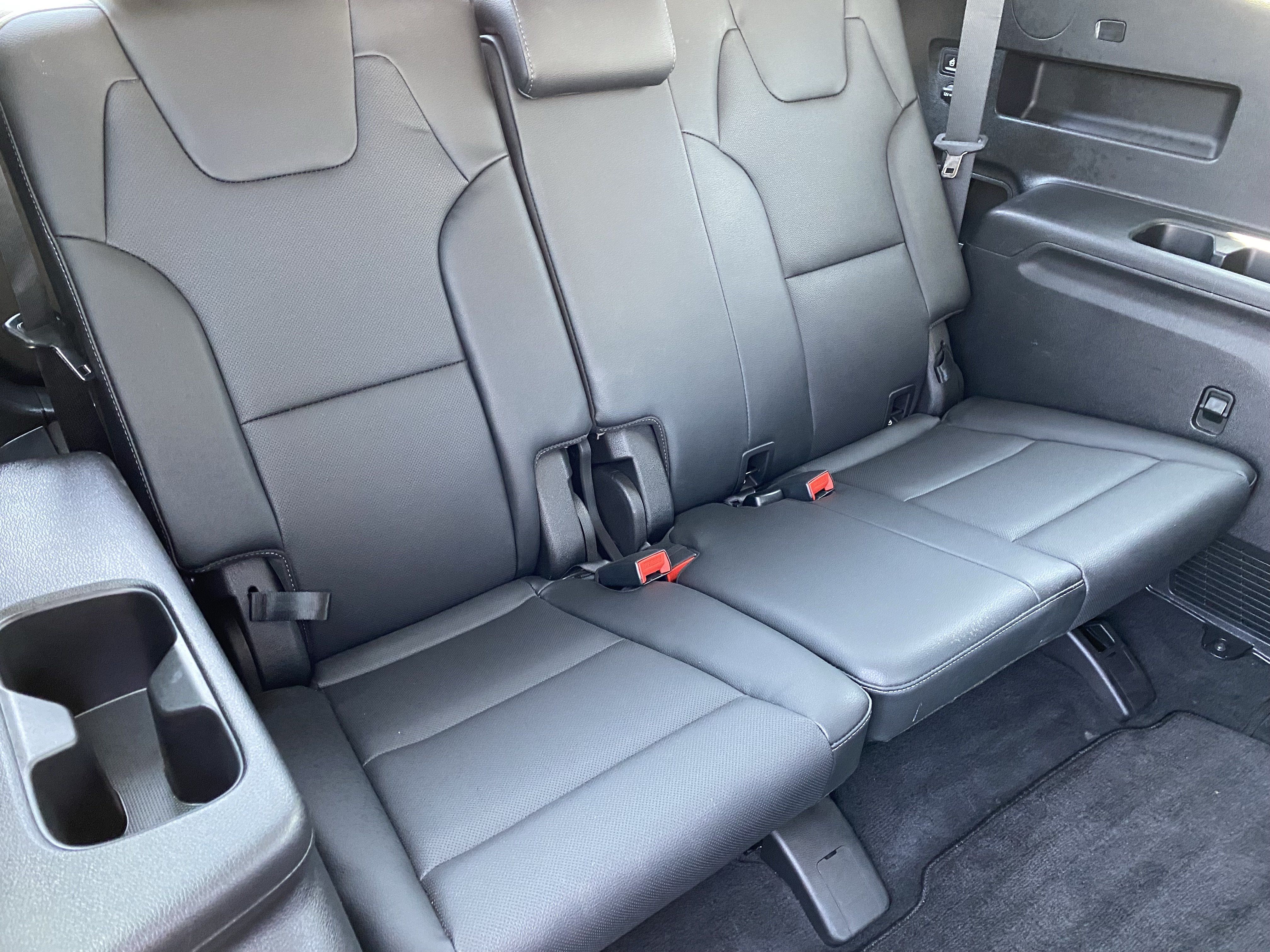 Used 2023 Kia Telluride EX w/ EX Captain's Chair Package FWD image 14