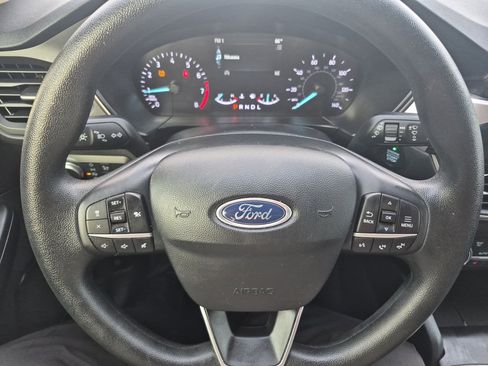 Used 2020 Ford Escape SE image 27