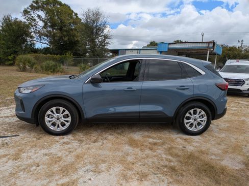 Used 2024 Ford Escape Active FWD image 7