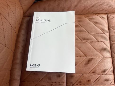 Used 2024 Kia Telluride EX X-Line AWD/4WD image 27