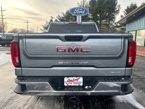 Used 2024 GMC Sierra 1500 SLT image 6