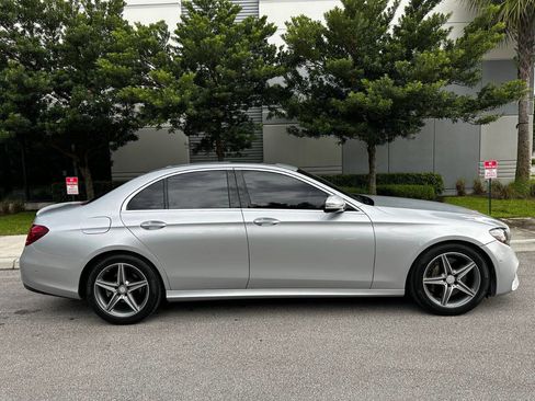 Used 2017 Mercedes-Benz E 300 image 8
