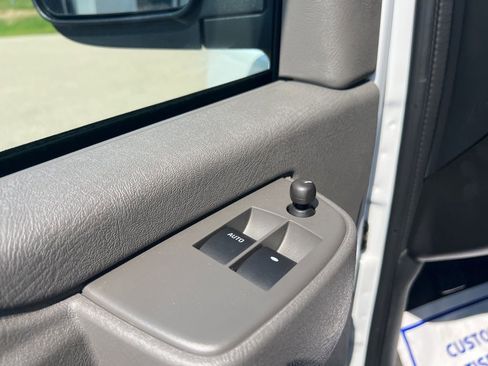 New 2025 Chevrolet Express 3500 w/ Power Convenience Package image 34