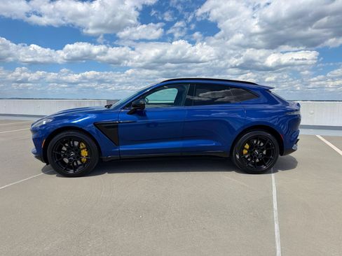 Used 2021 Aston Martin DBX AWD/4WD image 6
