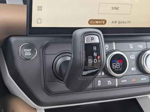 New 2026 Land Rover Defender 110 X-Dynamic SE image 16