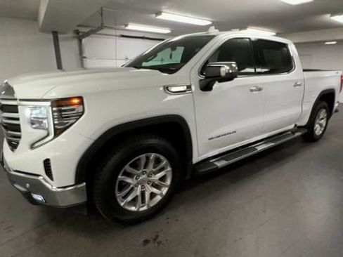 Certified 2024 GMC Sierra 1500 SLT w/ SLT Premium Plus Package AWD/4WD image 4