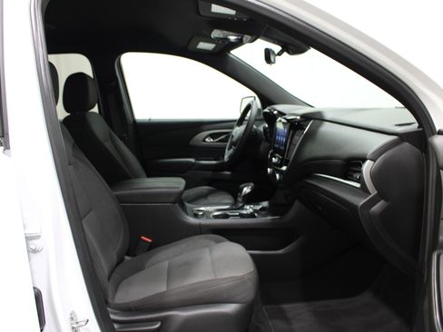 Used 2023 Chevrolet Traverse LT FWD image 29