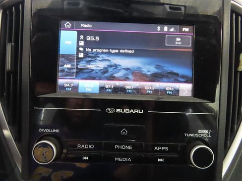 Used 2022 Subaru Crosstrek 2.0i image 24