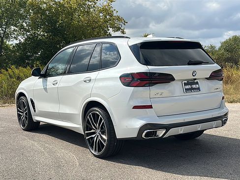 New 2026 BMW X5 sDrive40i w/ M Sport Package image 6