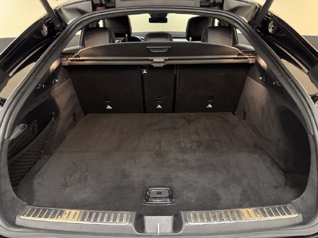 Used 2023 Mercedes-Benz GLC 300 4MATIC Coupe image 22