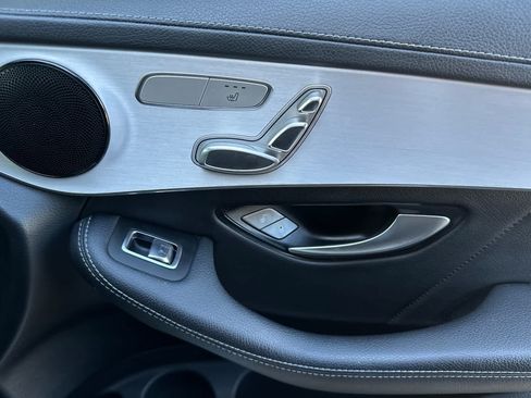 Used 2022 Mercedes-Benz GLC 300 4MATIC image 19