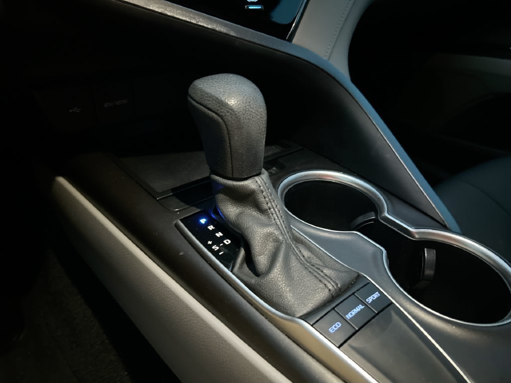Used 2024 Toyota Camry LE w/ Convenience Package FWD image 26