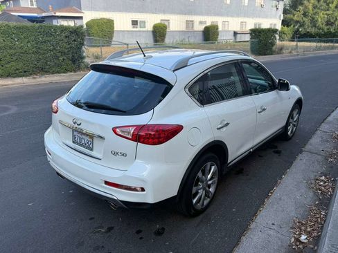 Used 2016 INFINITI QX50 AWD w/ Premium Package image 6