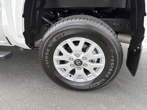 Used 2025 Toyota Tacoma SR5 image 19