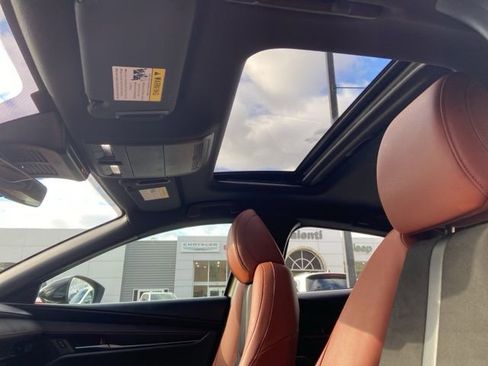 Used 2024 MAZDA MAZDA3 s image 12