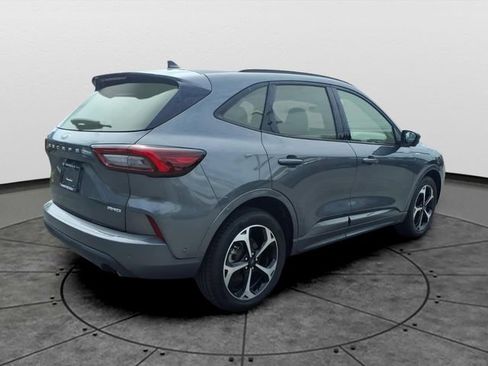Used 2023 Ford Escape ST-Line Elite w/ Premium Technology Package AWD/4WD image 4