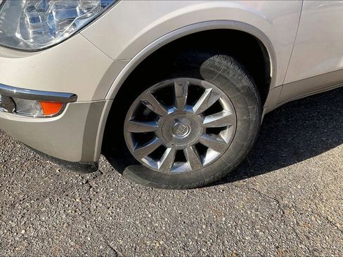 Used 2011 Buick Enclave CXL AWD/4WD image 4