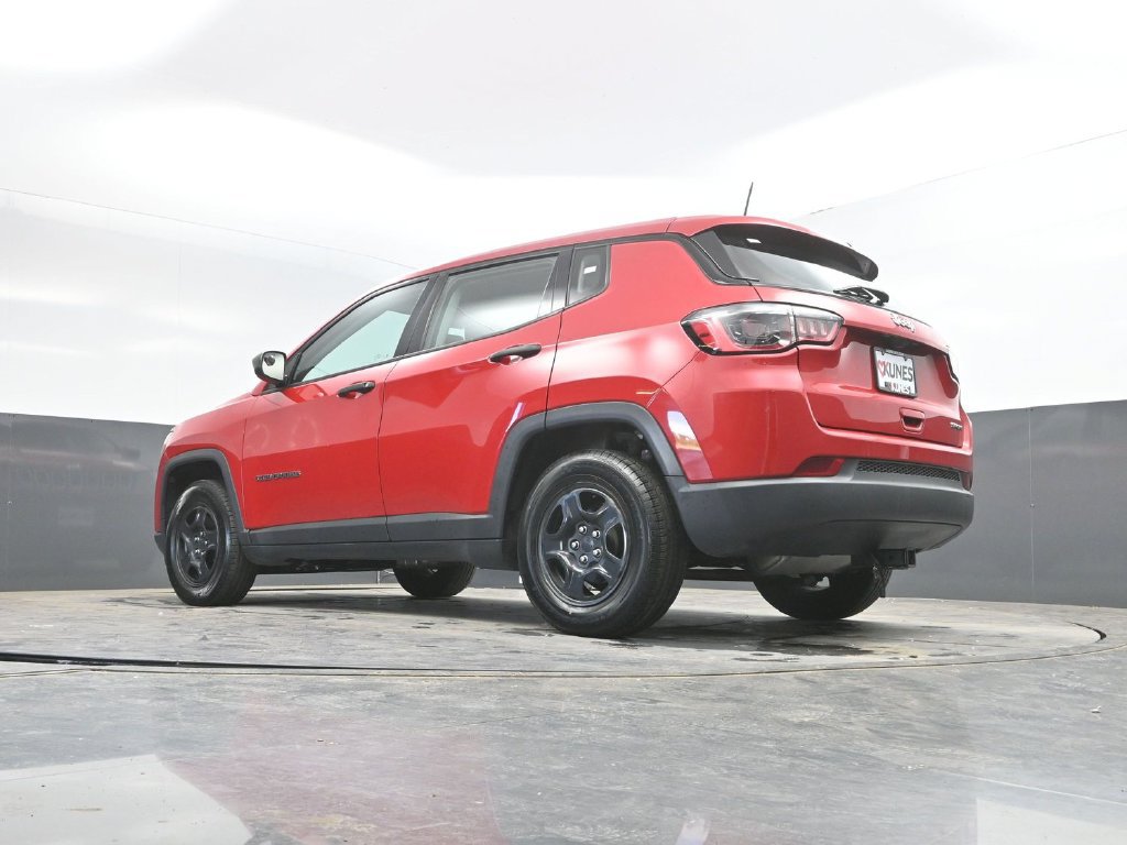 Used 2021 Jeep Compass Sport w/ Cold Weather Group FWD image 41