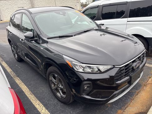 Used 2024 Ford Escape ST-Line Select w/ Tech Pack #1 image 2