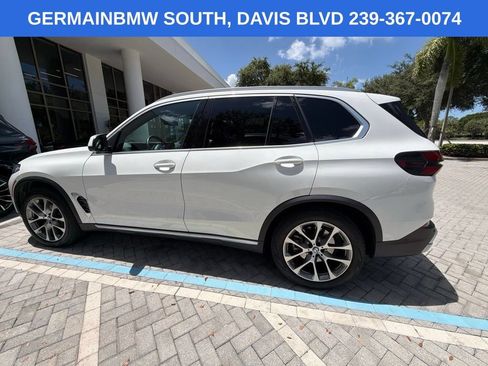 Used 2024 BMW X5 xDrive40i w/ Premium Package AWD/4WD image 7