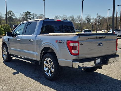 Used 2022 Ford F150 Lariat w/ Max Trailer Tow Package image 11