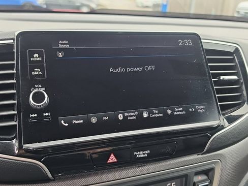 Used 2025 Honda Ridgeline RTL image 17