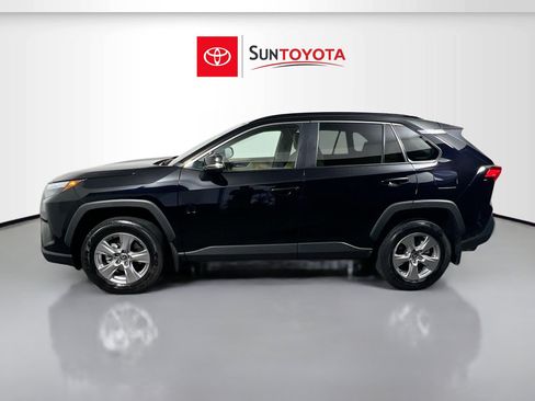 Used 2025 Toyota RAV4 XLE w/ Convenience Package FWD image 7