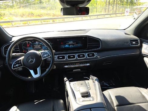 Used 2021 Mercedes-Benz GLS 450 4MATIC image 14