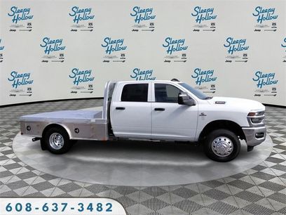 New 2025 RAM 3500 Tradesman w/ Chrome Appearance Group