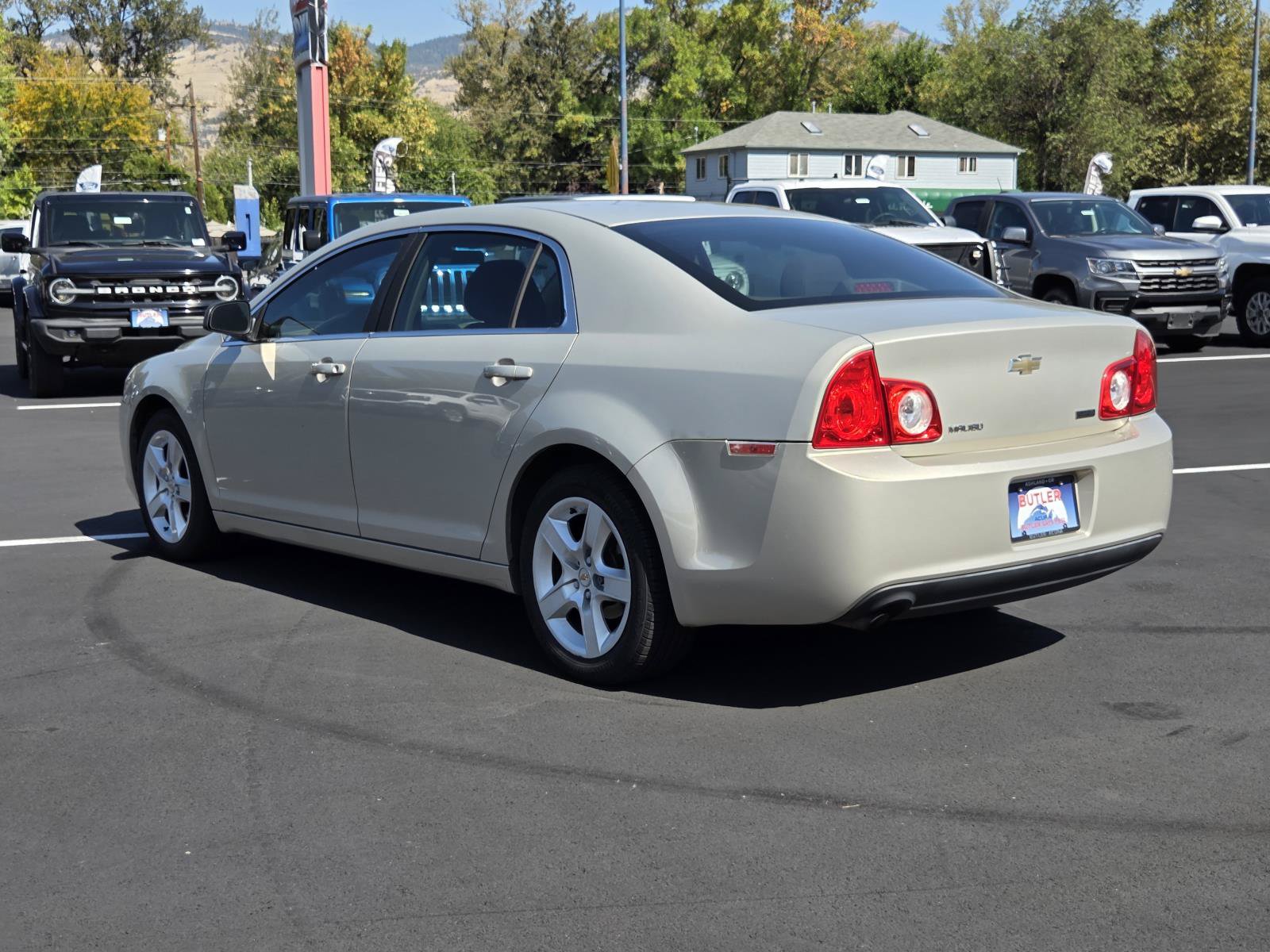 Used 2011 Chevrolet Malibu LS FWD image 7