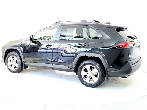 Certified 2025 Toyota RAV4 XLE image 4