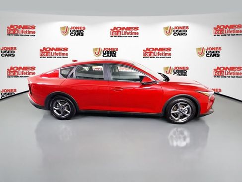 Certified 2025 Kia K4 FWD image 17