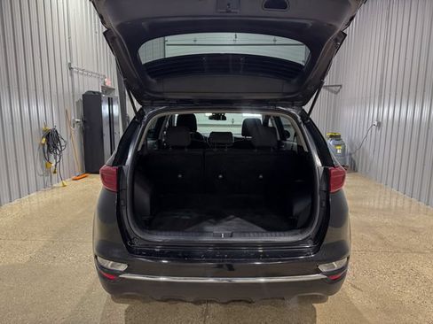 Used 2020 Kia Sportage LX AWD/4WD image 5