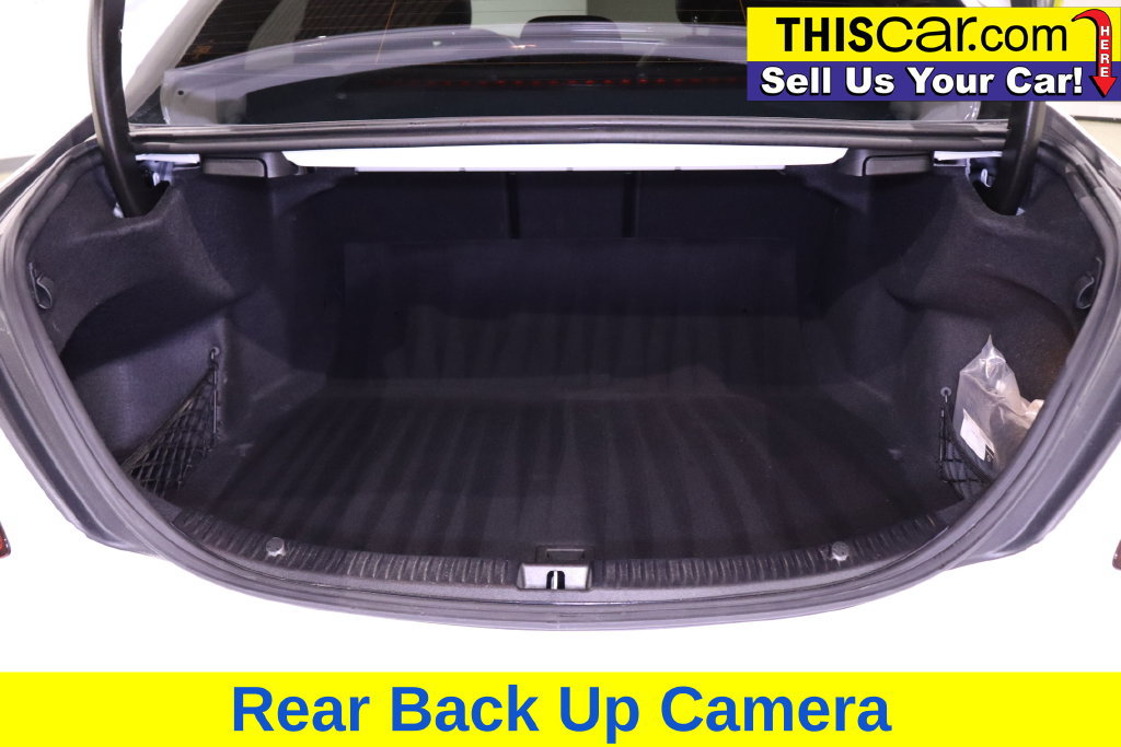 Used 2019 Mercedes-Benz C 300 Sedan image 36