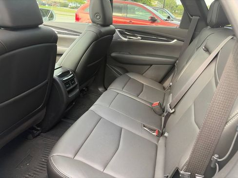 Used 2020 Cadillac XT5 Premium Luxury AWD/4WD image 7