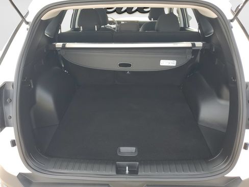 Certified 2026 Hyundai Tucson SE FWD image 9