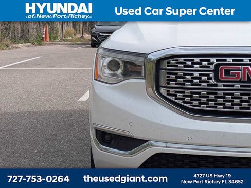 Used 2017 GMC Acadia Denali FWD image 9
