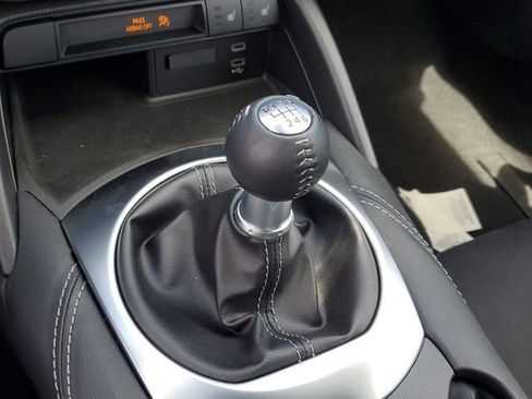 New 2026 MAZDA MX-5 Miata Club w/ Interior Package RWD image 18