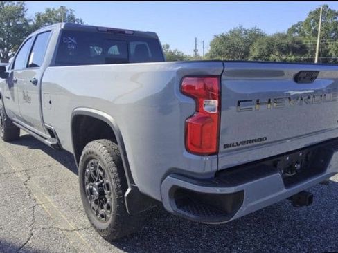 Used 2024 Chevrolet Silverado 3500 LTZ w/ LTZ Plus Package image 7