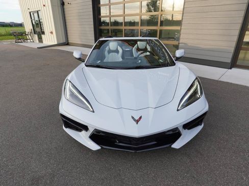 Used 2024 Chevrolet Corvette Stingray Preferred Conv w/ Stealth Interior Trim Package RWD image 33