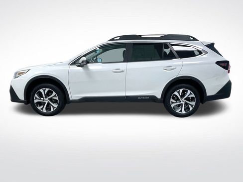 Used 2022 Subaru Outback Limited image 10
