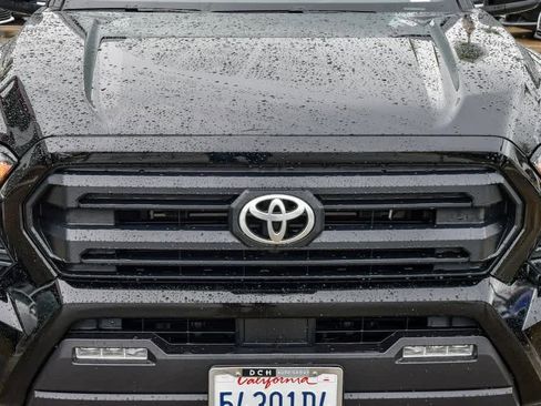 Certified 2025 Toyota Tacoma SR5 image 5