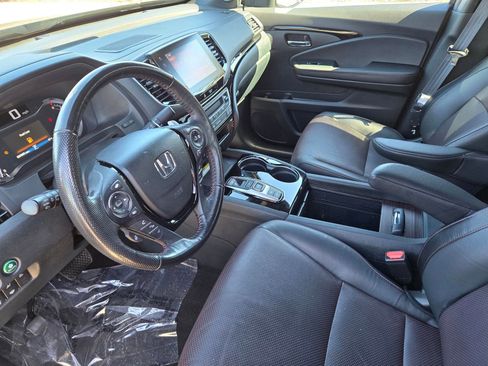 Used 2023 Honda Ridgeline Black Edition image 15