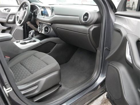 Used 2022 Chevrolet Blazer LT image 20
