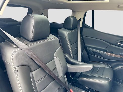 Used 2020 GMC Acadia Denali w/ LPO, Floor Liner Package image 30