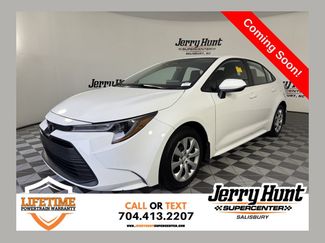 Used 2025 Toyota Corolla LE FWD video 1