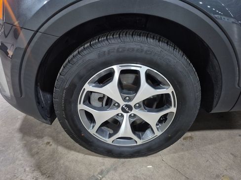 Used 2022 Kia Telluride EX w/ Towing Package FWD image 33