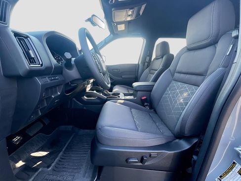 New 2026 Nissan Frontier SV image 21